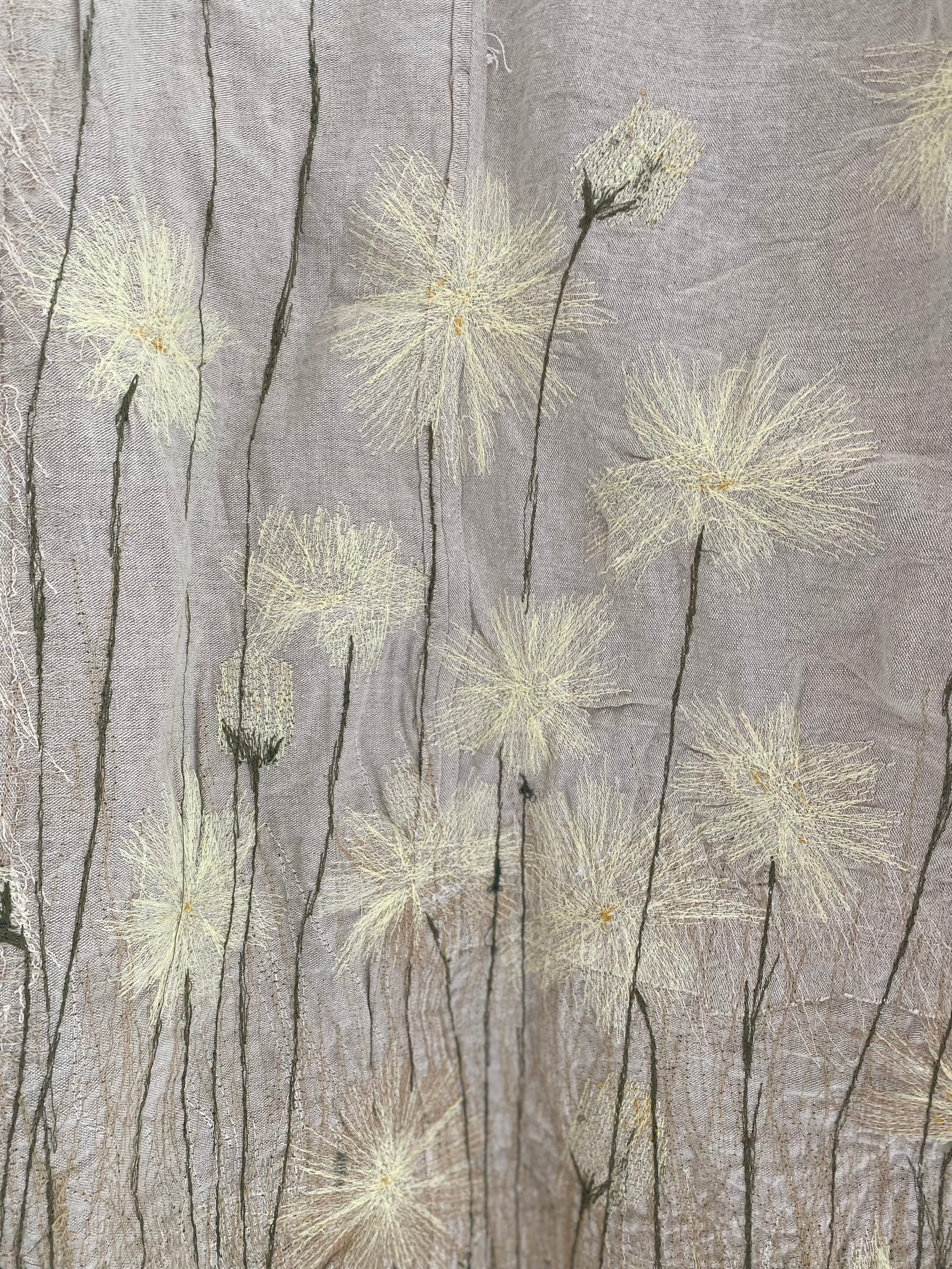 'MOTHER'S HUG' Daisies - Sacred Cocoon