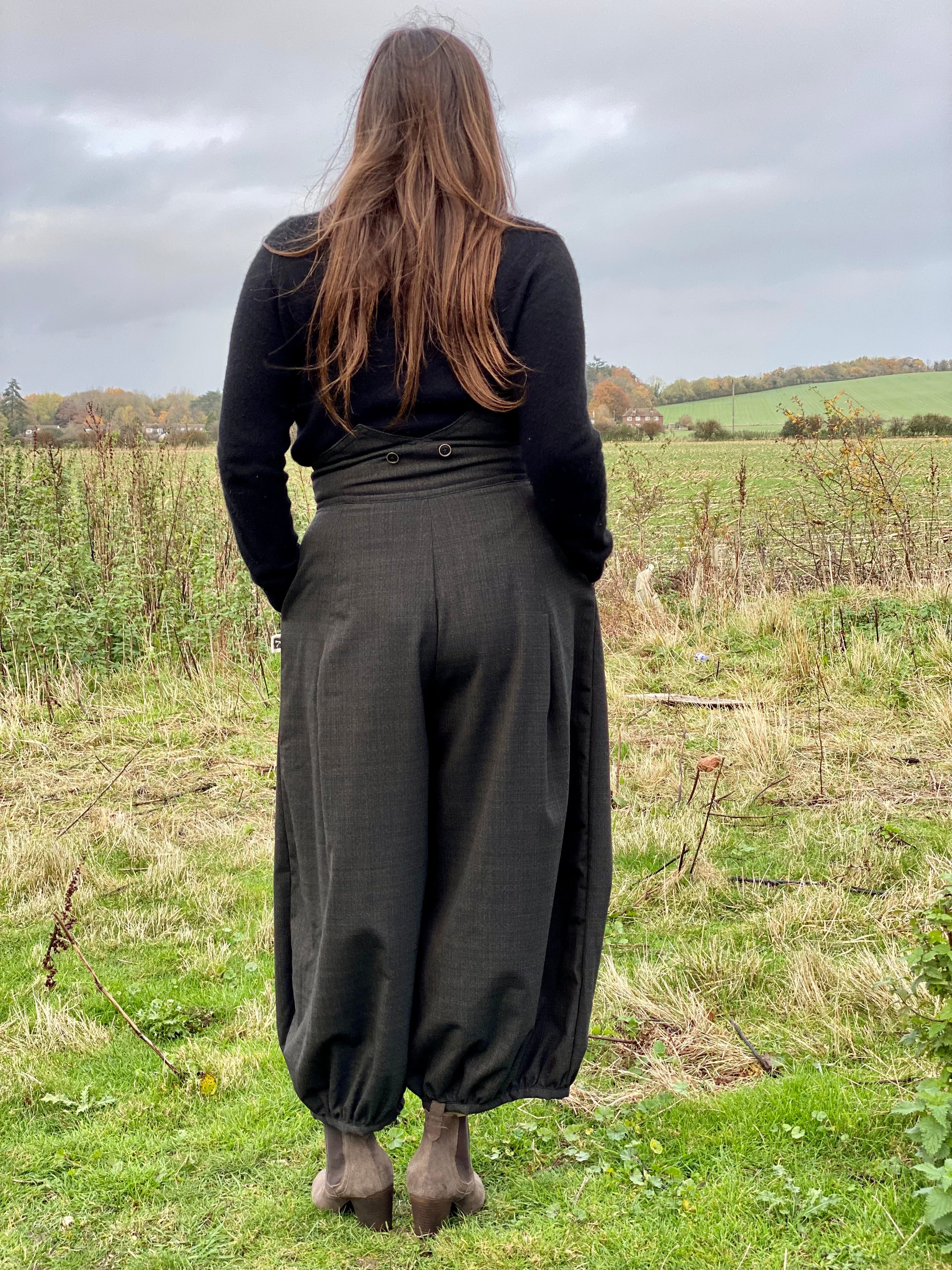High Wasted trousers-Wool