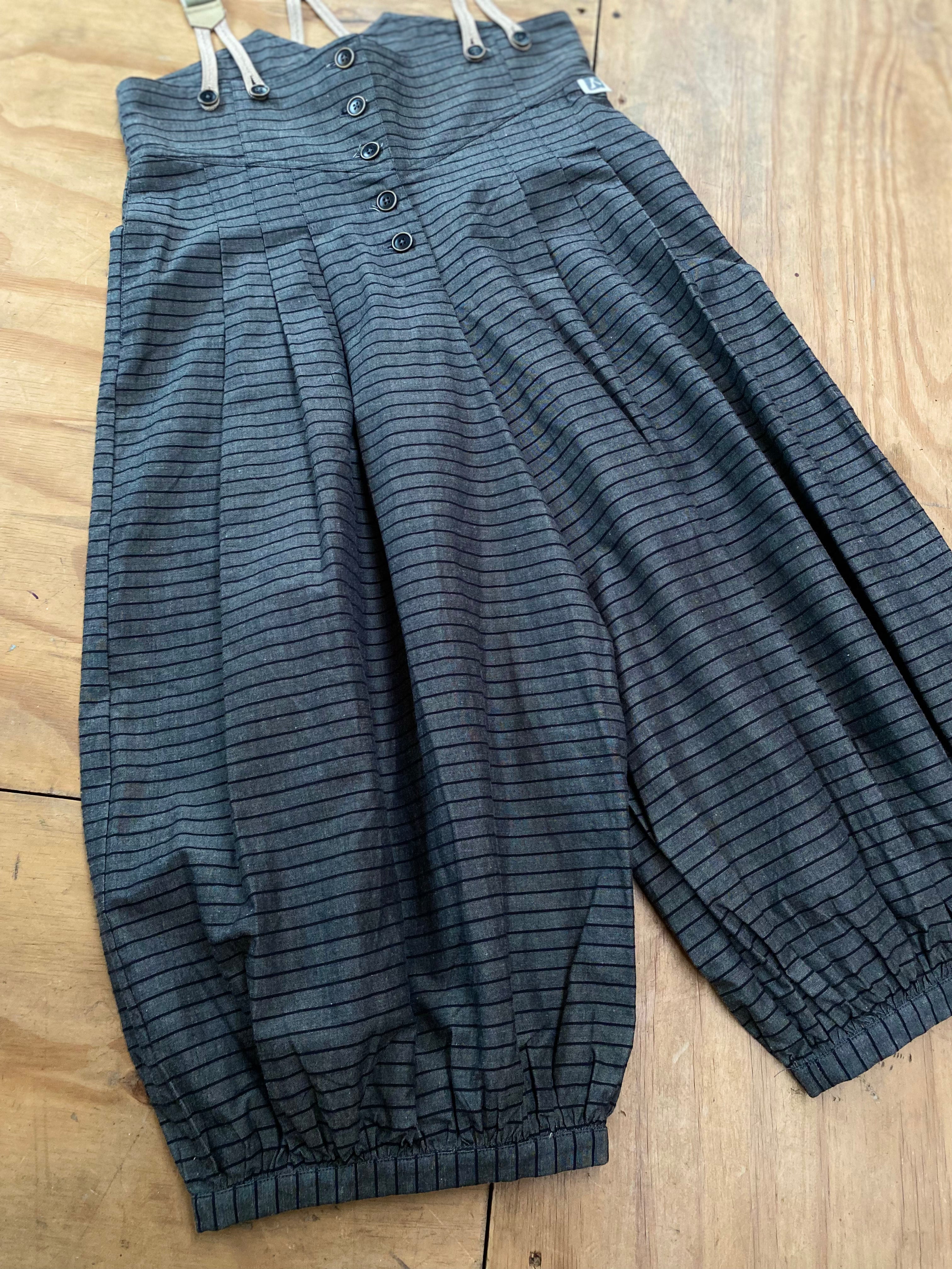 High waisted trousers - Horizontal stripe